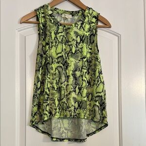 NWOT Love J Neon Snake Print High-Low Tank Top Size Medium